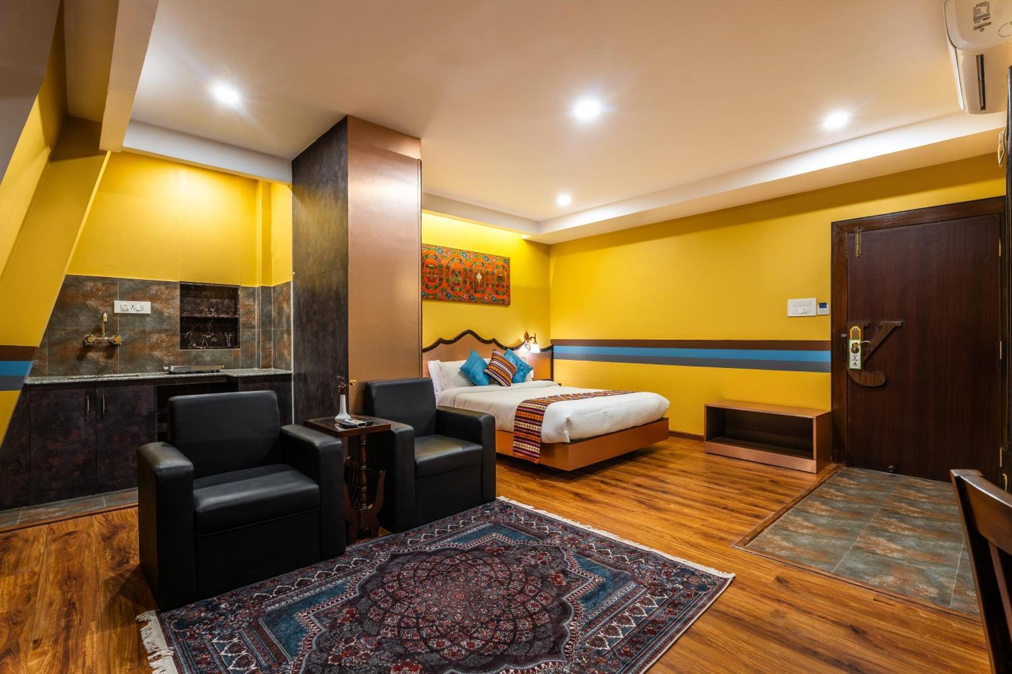 Hotel Yukhang Катманду Экстерьер фото