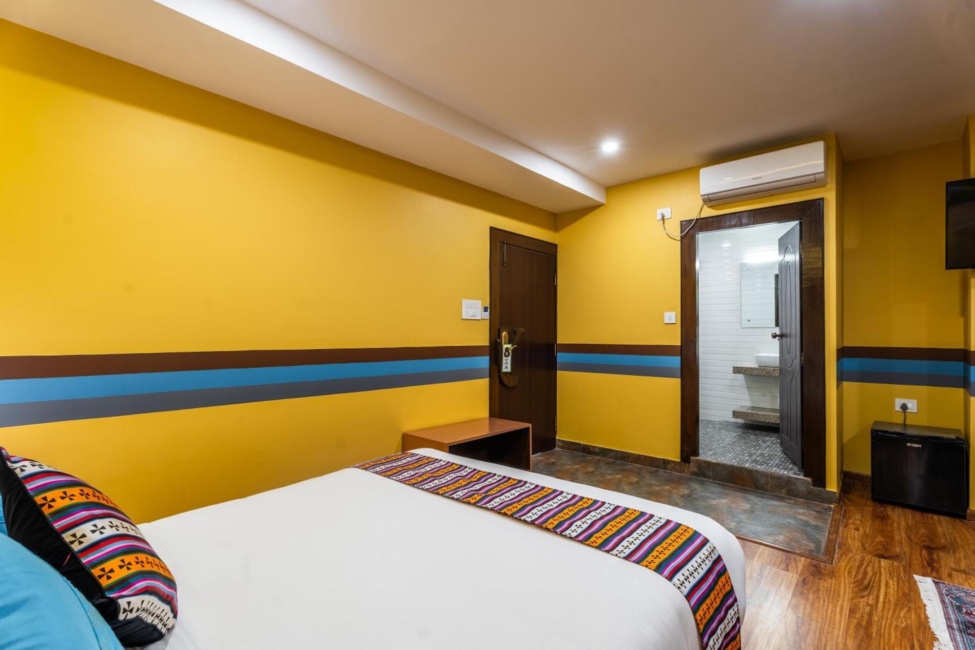 Hotel Yukhang Катманду Экстерьер фото