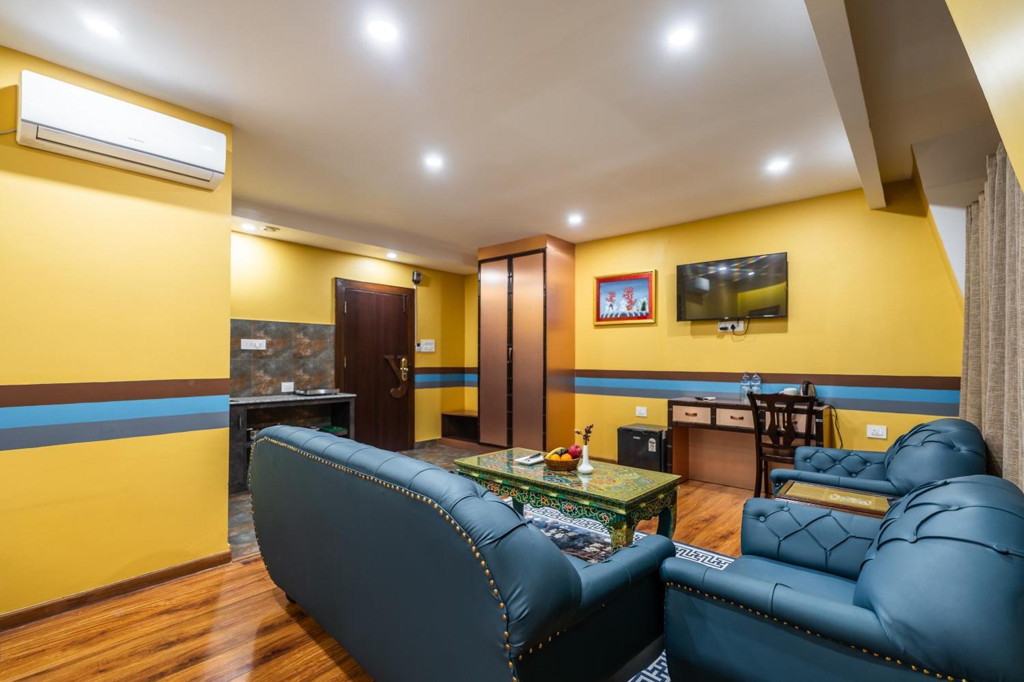 Hotel Yukhang Катманду Экстерьер фото