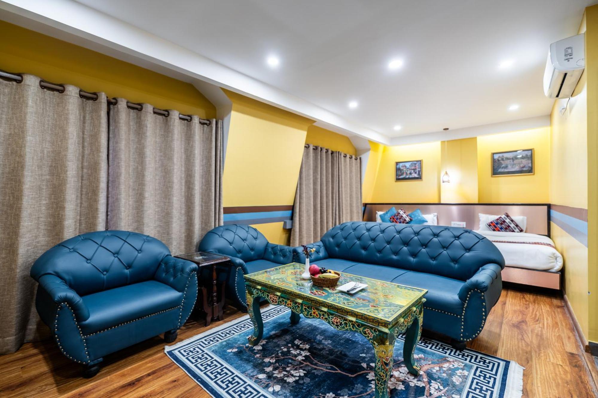 Hotel Yukhang Катманду Экстерьер фото