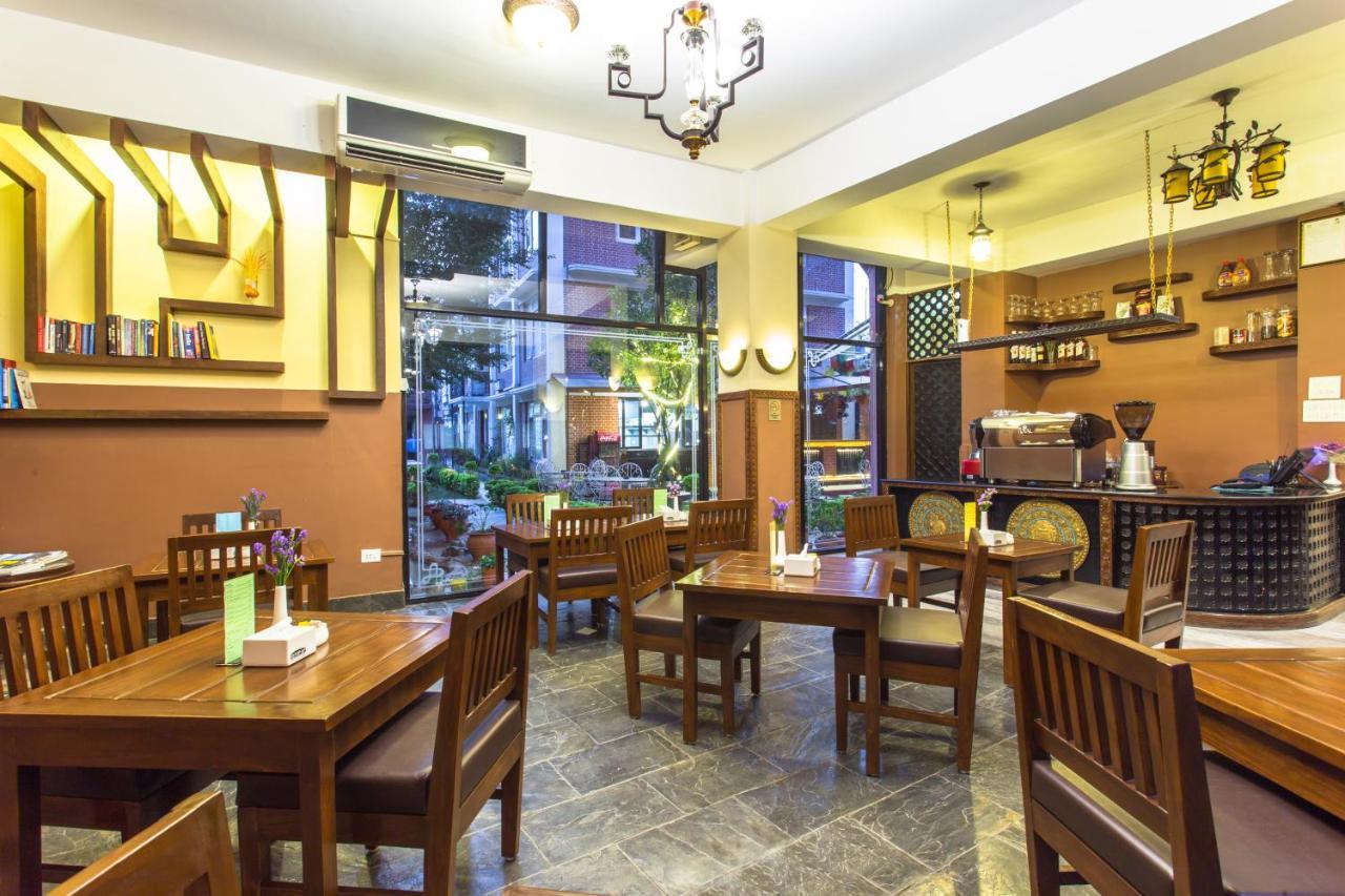 Hotel Yukhang Катманду Экстерьер фото
